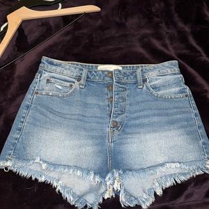 Abercrombie Curve Love Shorts